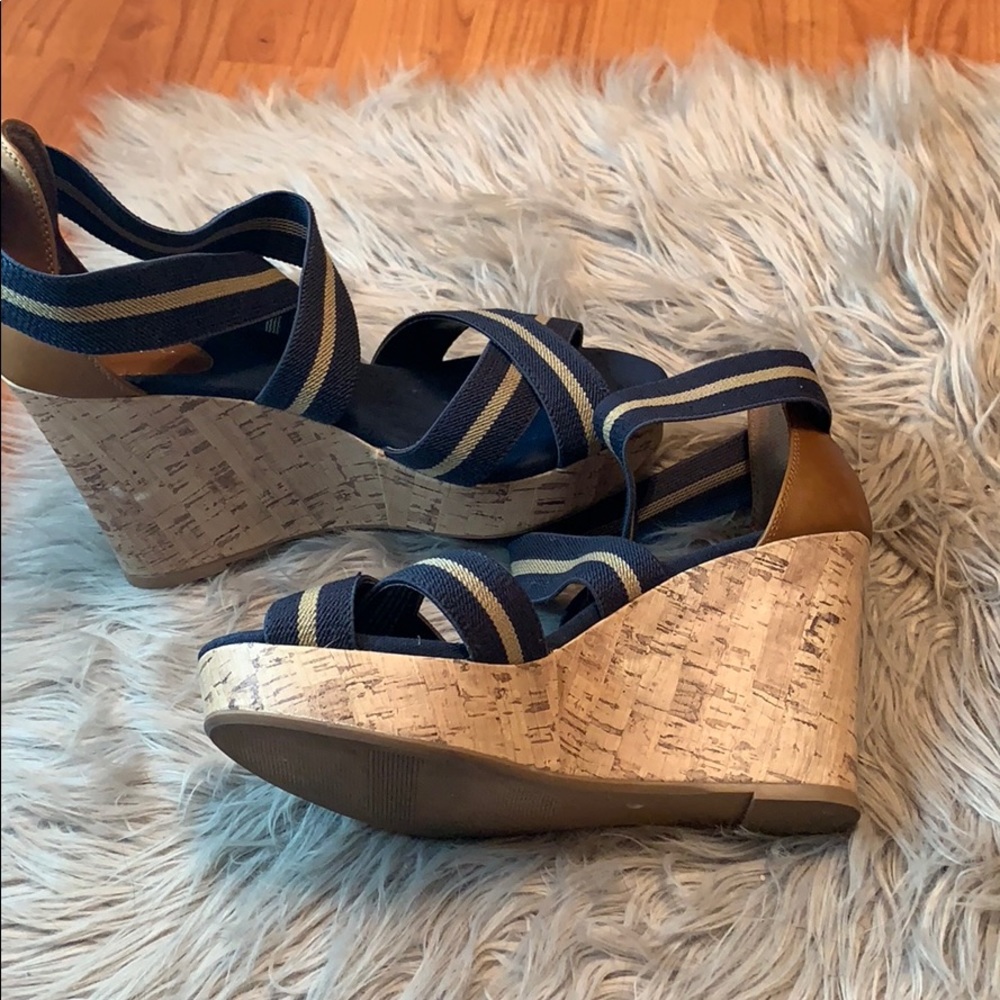 Shoes - Picture 3 of 3